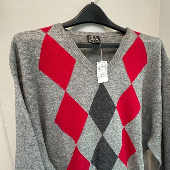 JoS. A. Bank Men’s Wool Blend Argyle V-Neck Sweater Grey Red NWT Classic SZ XL - Picture 2 of 6